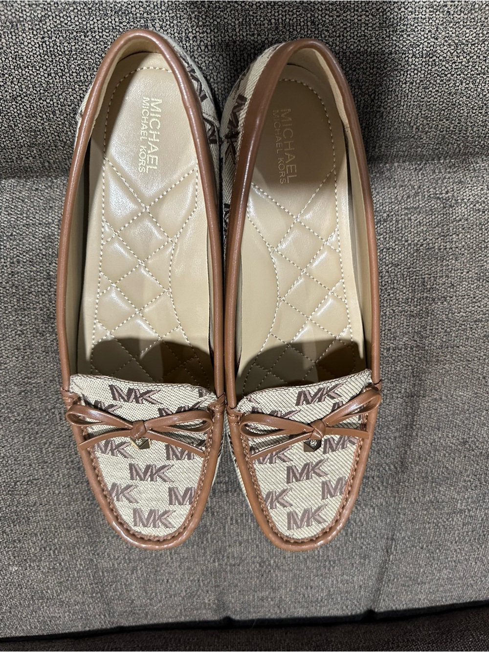 Michael Kors Brown Logo Moccasin Driving Loafers - Beige/Brown - Picture 4 of 6